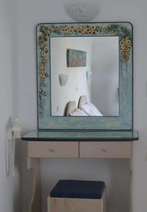 Manto Studios Palaiochora Room photo